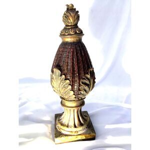 1794	 	Old Gold Decorative Finial